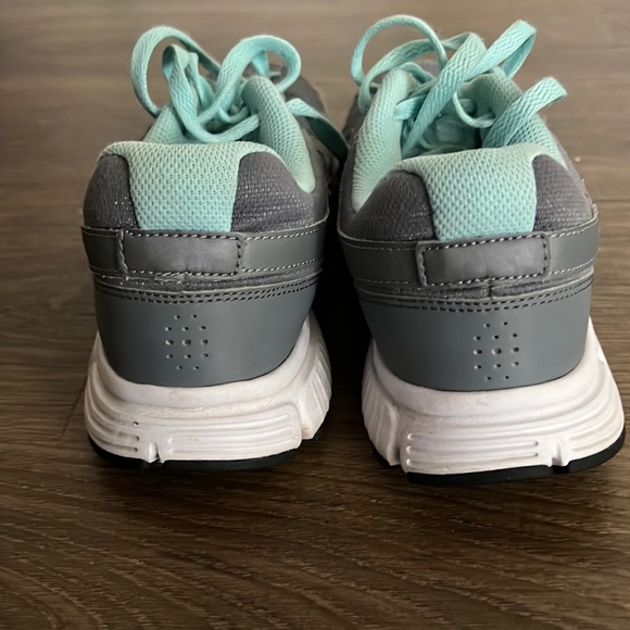 LAST CALL🔥Nike Women's Running Shoe Revolution - Picture 6 of 11